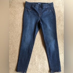 Women’s Old Navy Rockstar MidRise Denim Pull-On Stretch Jegging. Size 16